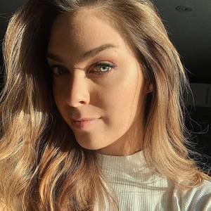 Meet your Posher, Tori